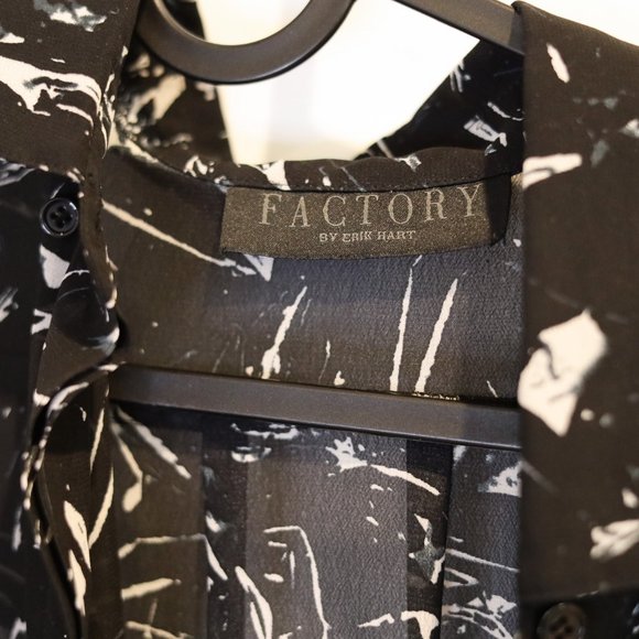 Factory by Erik Hart Sheer High-Low Button Up Short Sleeved Collared Shirt - Picture 4 of 6